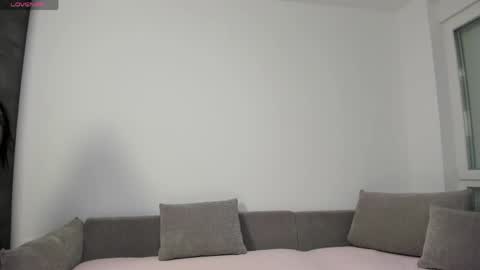 Nicole online show from May 2, 8:42 am
