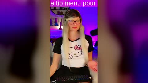 Kitty Chatte online show from May 4, 8:04 pm
