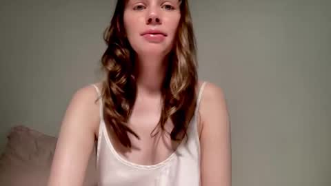 Snapshot of nikki_mi chatting on September 20, 9:56 am Nikki online show from September 20, 9:56 am