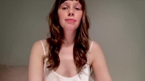 Snapshot of nikki_mi chatting on October 12, 10:30 am Nikki online show from October 12, 10:30 am