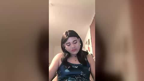 nikki_shecd online show from June 27, 8:26 pm