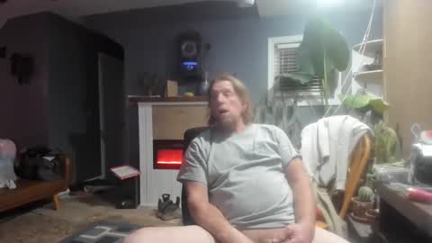 nikkiandtony online show from February 15, 10:33 am