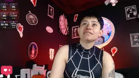 Snapshot of nikky_tomboy444 chatting on October 21, 12:43 pm Nikky online show from October 21, 12:43 pm