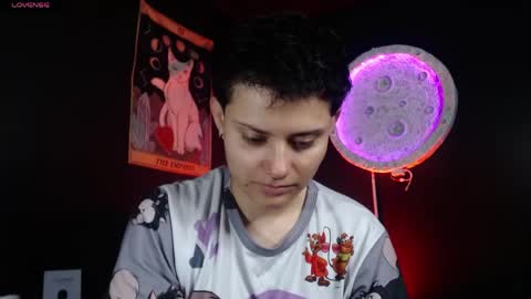 Nikky online show from April 28, 1:48 pm