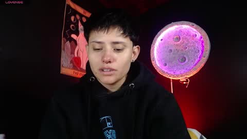 Nikky online show from April 29, 2:55 pm