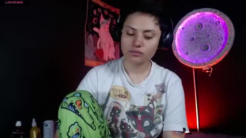 Nikky online show from May 2, 2:23 pm