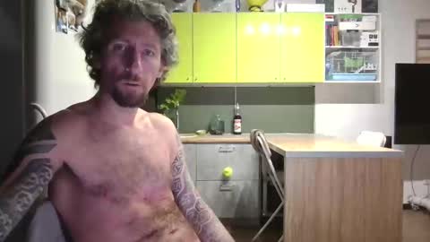 niknik39 online show from November 12, 10:23 pm