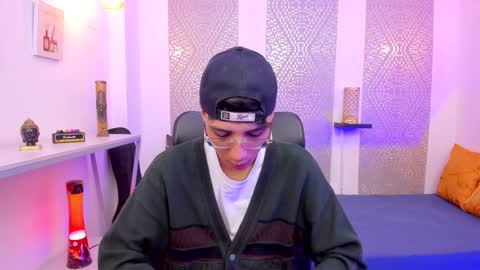    online show from January 8, 4:51 am