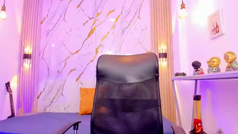    online show from February 8, 3:54 am