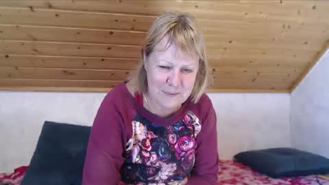 Nikole1 online show from May 1, 10:31 am