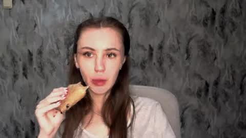 nikonara_ online show from July 23, 11:08 am