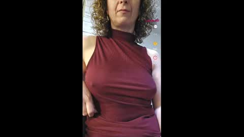 Snapshot of nikpassion123 chatting on March 10, 6:49 am nikol online show from March 10, 6:49 am