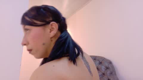  NIKY SMIT  online show from February 3, 11:03 am