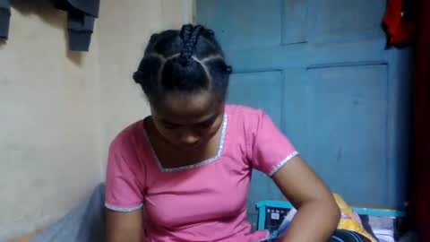 nilah online show from July 20, 1:57 pm