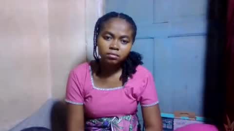 nilah online show from July 8, 8:51 am