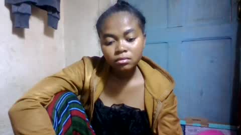 nilah online show from June 30, 1:10 pm