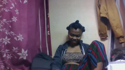 nilah online show from November 11, 1:13 pm