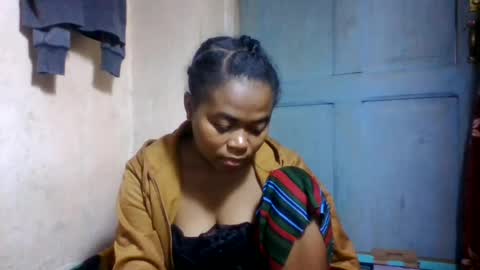 nilah online show from July 1, 2:04 pm