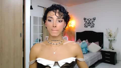 Nilam online show from February 23, 9:05 pm