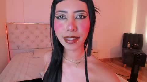 Nina Fox  online show from June 21, 4:46 pm