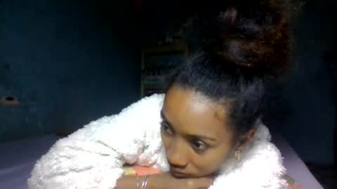 ninaeaa online show from July 28, 3:21 pm