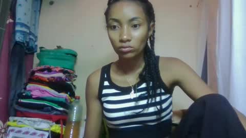 ninaeaa online show from April 11, 1:04 pm