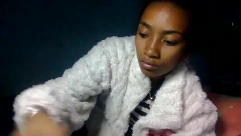 ninaeaa online show from July 28, 8:52 pm