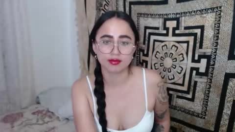 Snapshot of ninakravtz chatting on January 22, 3:18 pm N I N A online show from January 22, 3:18 pm