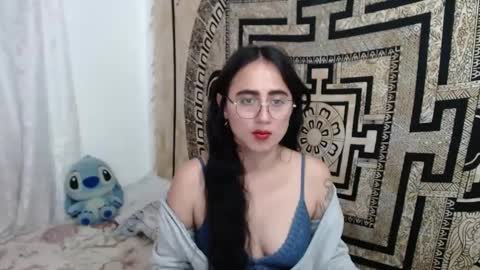 Snapshot of ninakravtz chatting on February 6, 4:14 pm N I N A online show from February 6, 4:14 pm