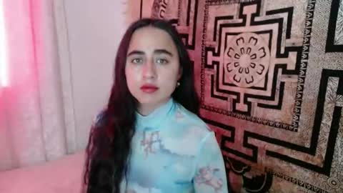 N I N A online show from November 2, 7:14 pm