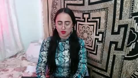 Snapshot of ninakravtz chatting on October 8, 6:03 pm N I N A online show from October 8, 6:03 pm