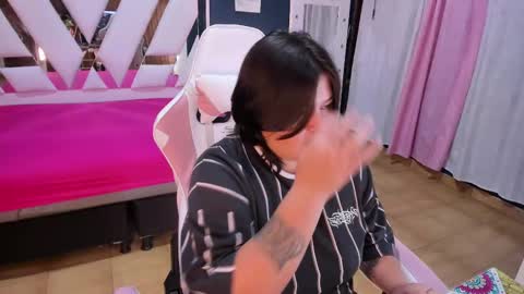 Nina online show from January 8, 12:17 am