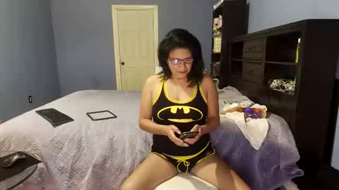 Ninaru online show from October 15, 2:04 am