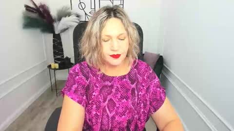 ninastarle online show from November 15, 7:21 am