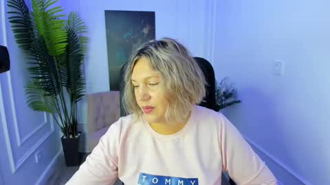 ninastarle online show from September 26, 6:21 am