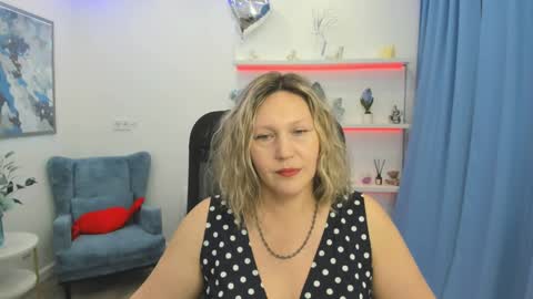 ninastarle online show from April 27, 11:41 am