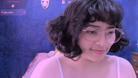 Nina online show from December 15, 3:19 pm