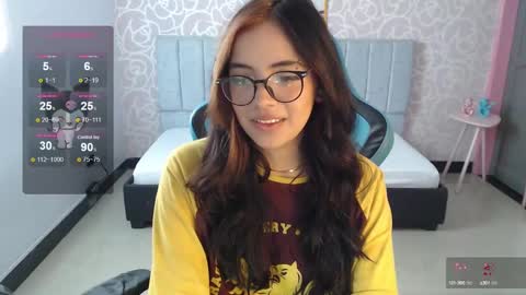 Snapshot of ninfa_ch chatting on December 21, 2:25 pm Ninfa online show from December 21, 2:25 pm