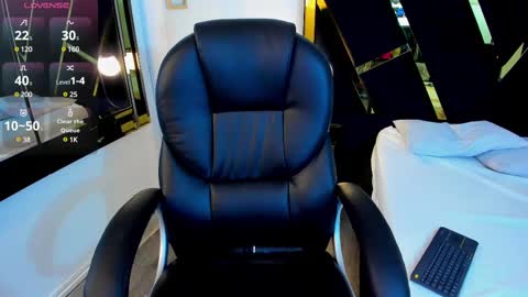 ninfomaria online show from February 12, 10:37 pm