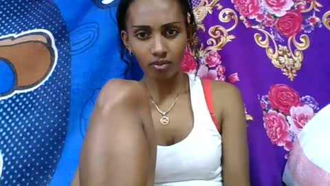 ninie246746 online show from June 19, 10:10 am