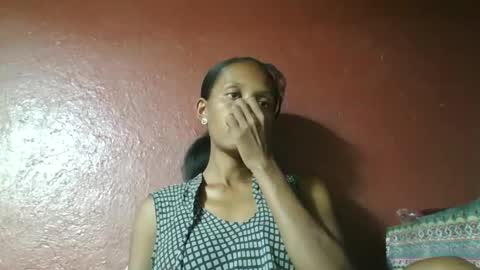 ninie246746 online show from February 20, 5:33 am