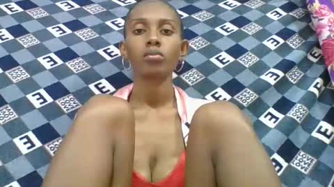 ninie246746 online show from March 4, 7:49 am