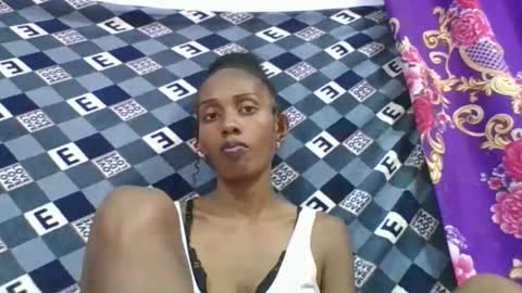 ninie246746 online show from February 28, 10:19 am