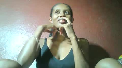 ninie246746 online show from March 9, 12:31 pm