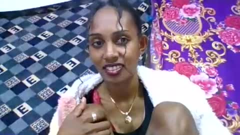 ninie246746 online show from July 8, 7:34 am