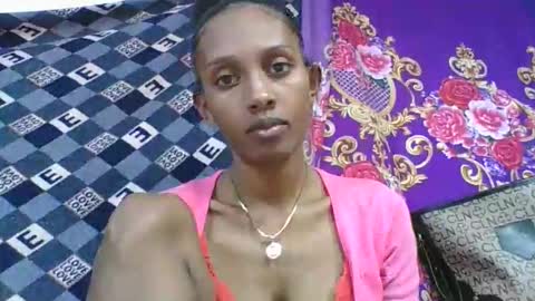 ninie246746 online show from April 22, 7:48 am