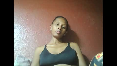 ninie246746 online show from February 26, 9:55 am