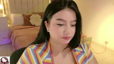Nina online show from June 13, 2:49 pm