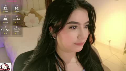 Nina online show from April 12, 1:04 pm
