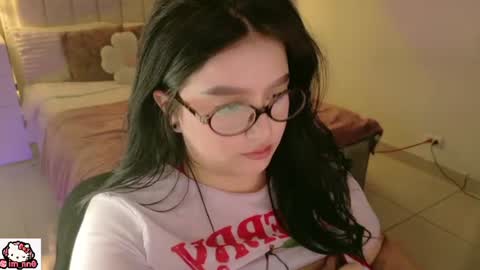 Nina online show from July 28, 2:13 pm